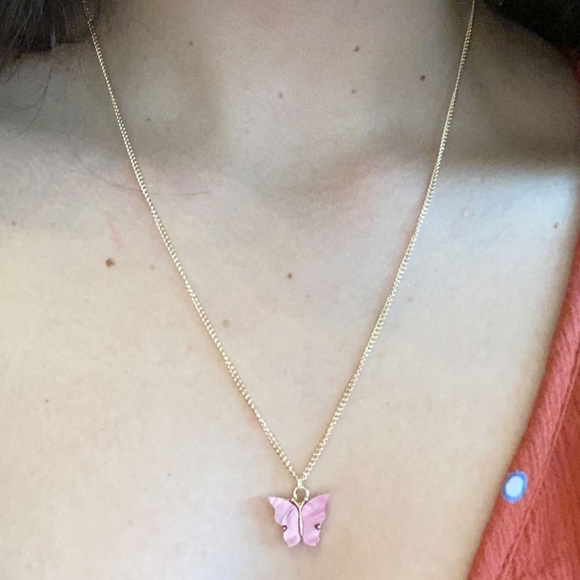 Pink Butterfly Necklace 💖 - Picture 5 of 6